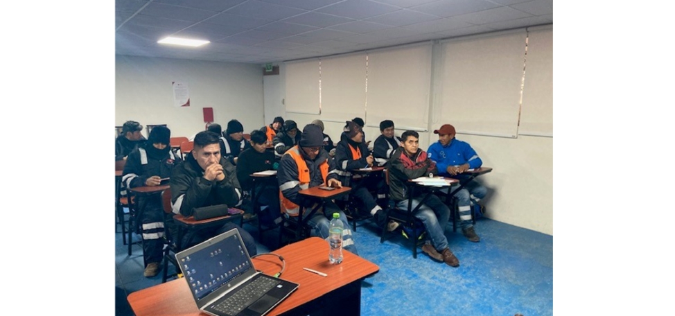 Borrachas Vipal y Arequipa SAC se unen para capacitar a empleados de Transportes Sol del Pacífico, en Perú