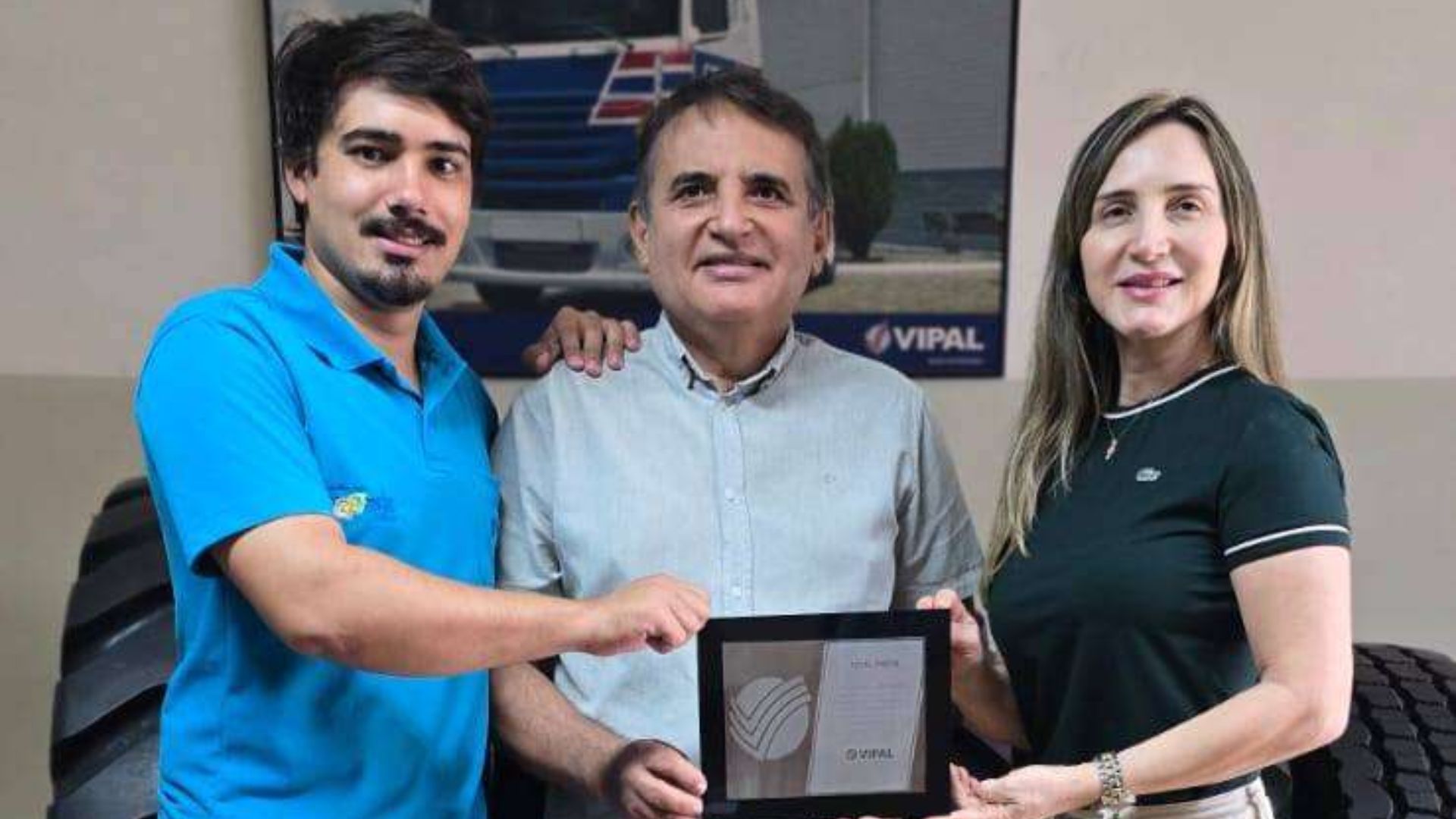 Total Pneus completa 20 anos de parceria com a Vipal 
