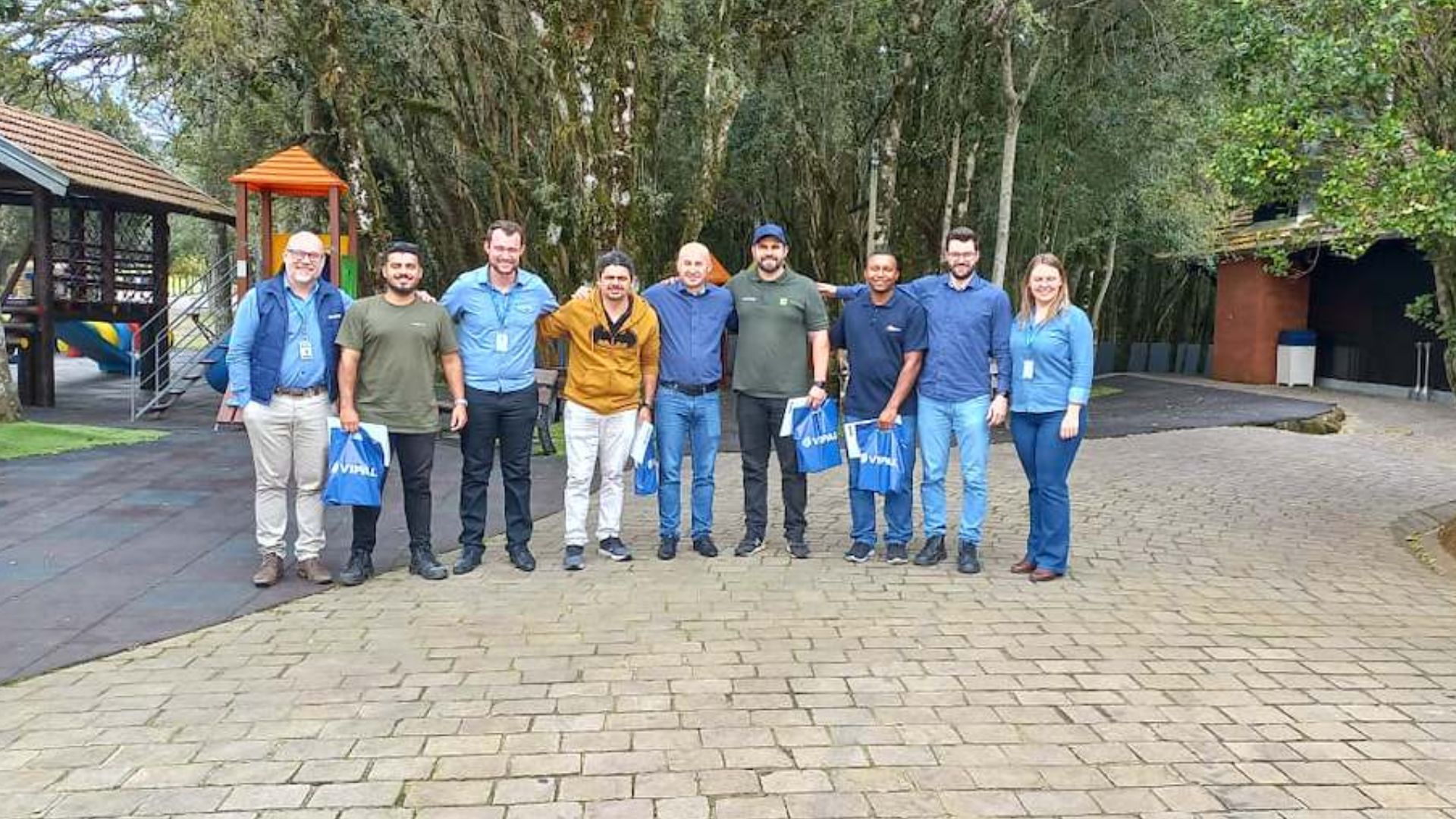 Vipal Borrachas realiza treinamento sobre Gestão de Pneus para frotistas