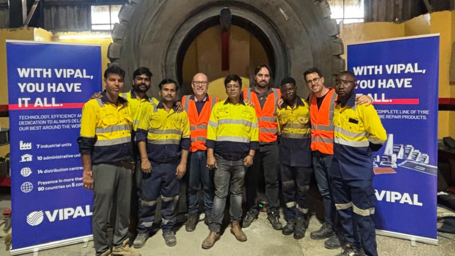 Vipal Borrachas realiza treinamento técnico especializado em pneus OTR em Tarkwa, Gana 