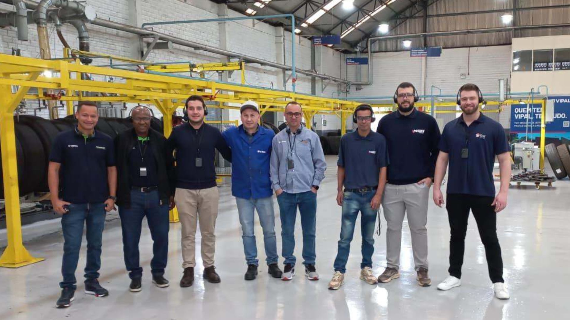 Vipal Borrachas promove capacitação para profissionais de reformadoras da rede autorizada