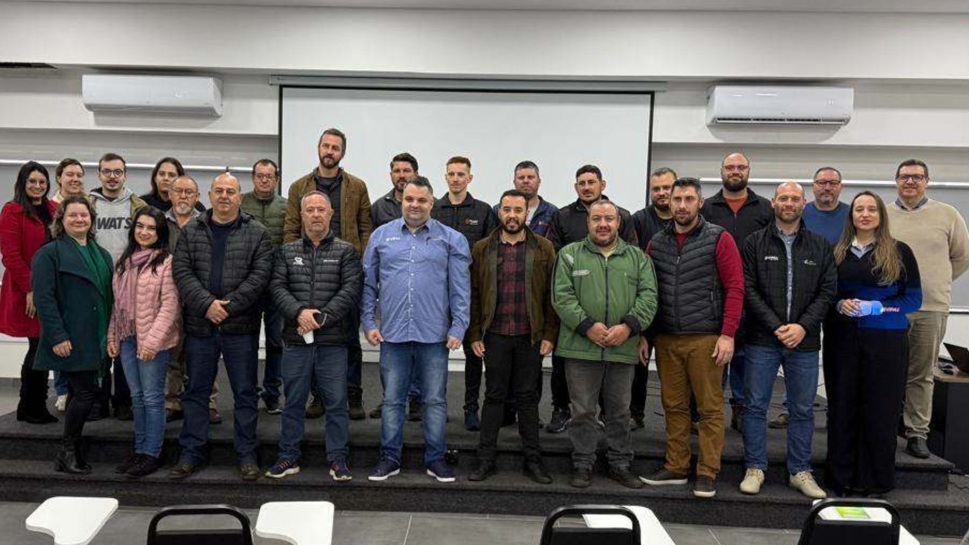 Vipal realiza treinamento para Traçado Construções e Serviços de Erechim
